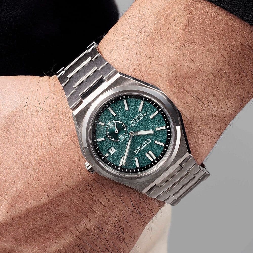 Citizen Zenshin NJ0180-80X Titanyum Erkek Kol Saati — image 2