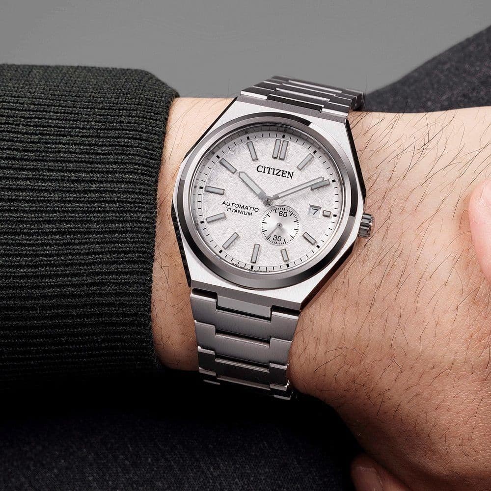 Citizen Zenshin NJ0180-80A Titanyum Erkek Kol Saati — Bild 2